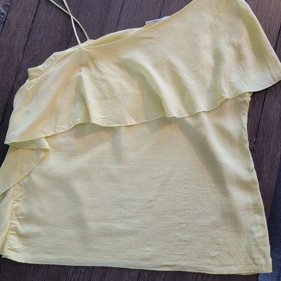 Zara Yellow One Shoulder Ruffle Top L - Picture 2 of 11